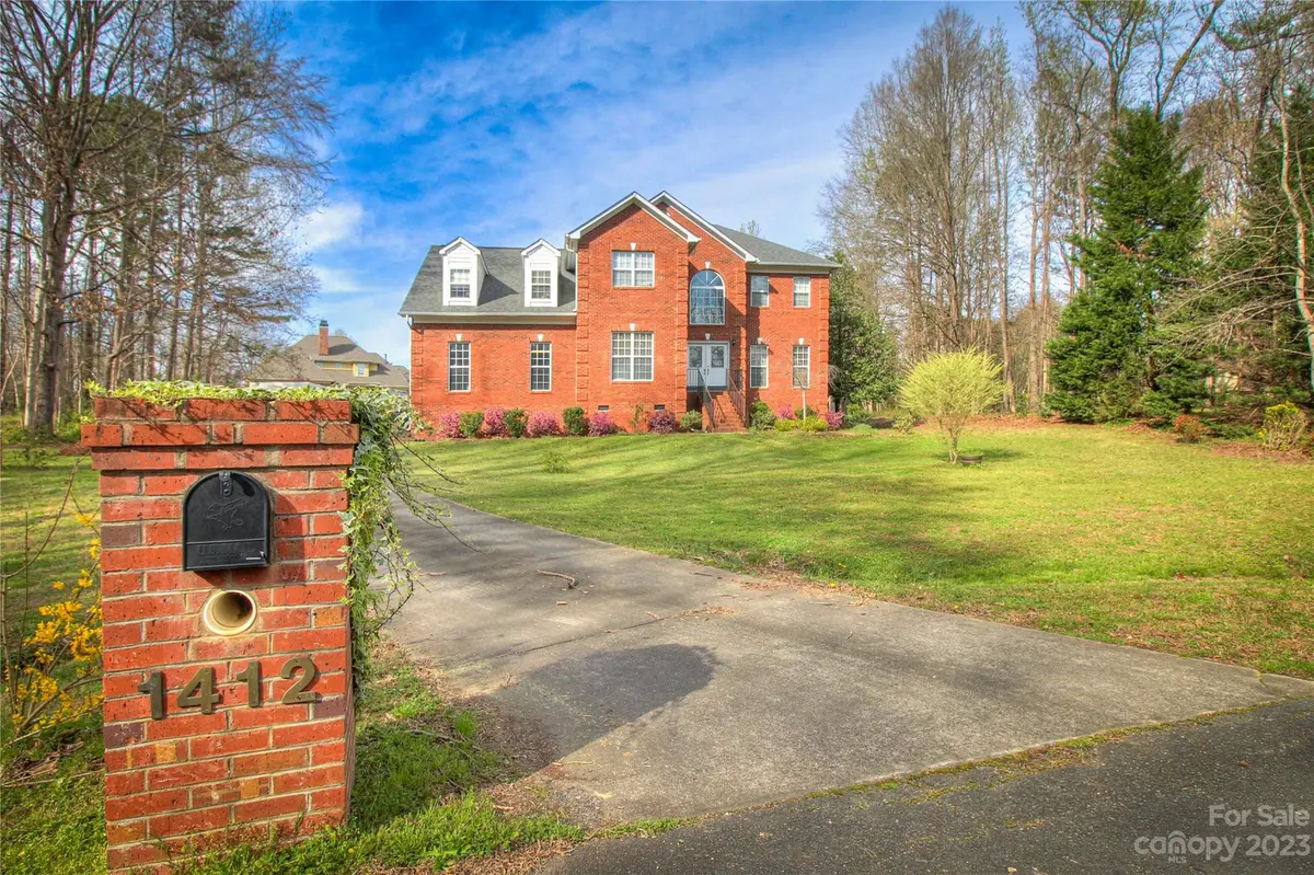 1412 Windward CV, Weddington, NC 28104