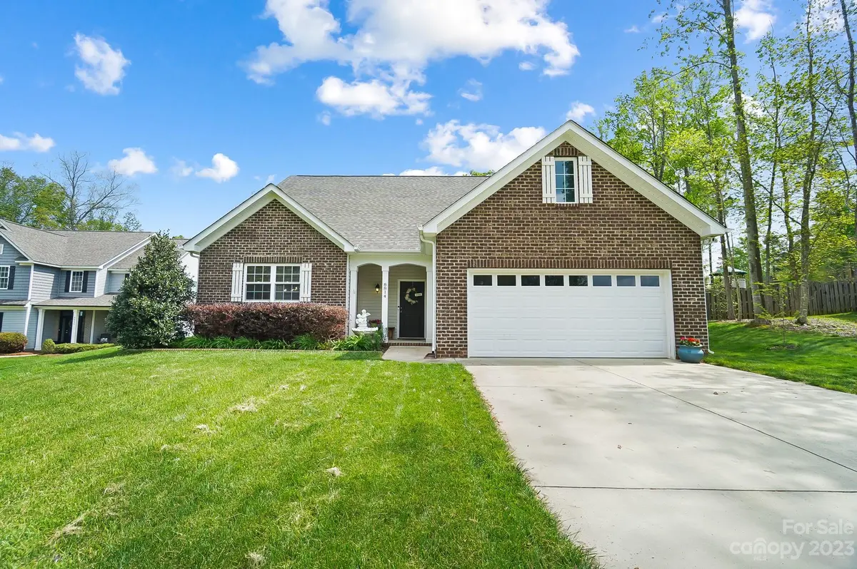 8814 Maple Leaf CT, Stanfield, NC 28163