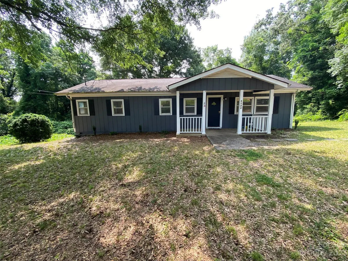 3120 Castle AVE, Hickory, NC 28601