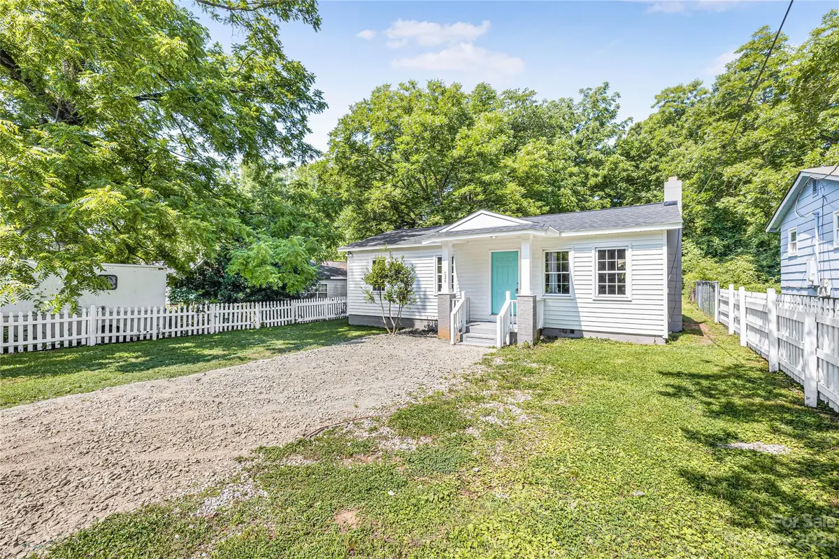729 Pennsylvania AVE, Charlotte, NC 28216