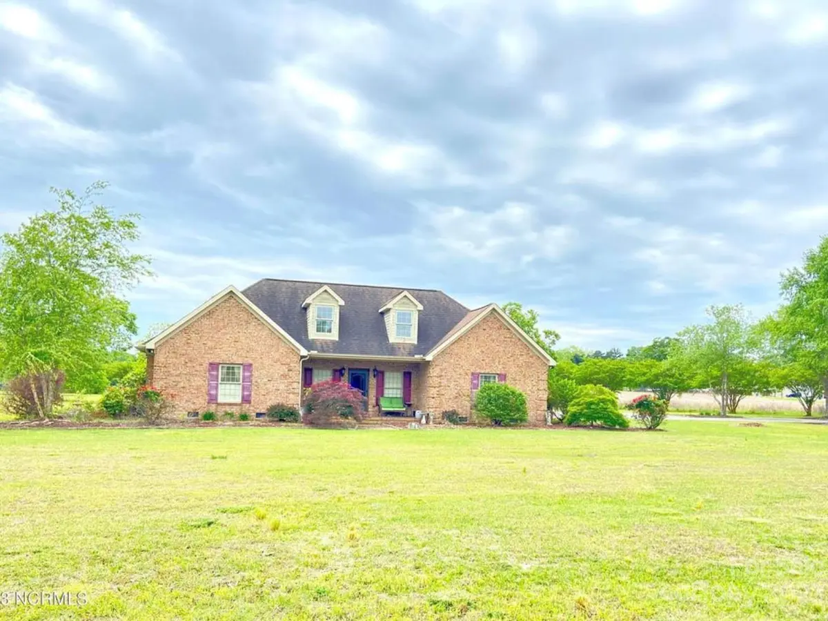 618 Hines DR, Ayden, NC 28513
