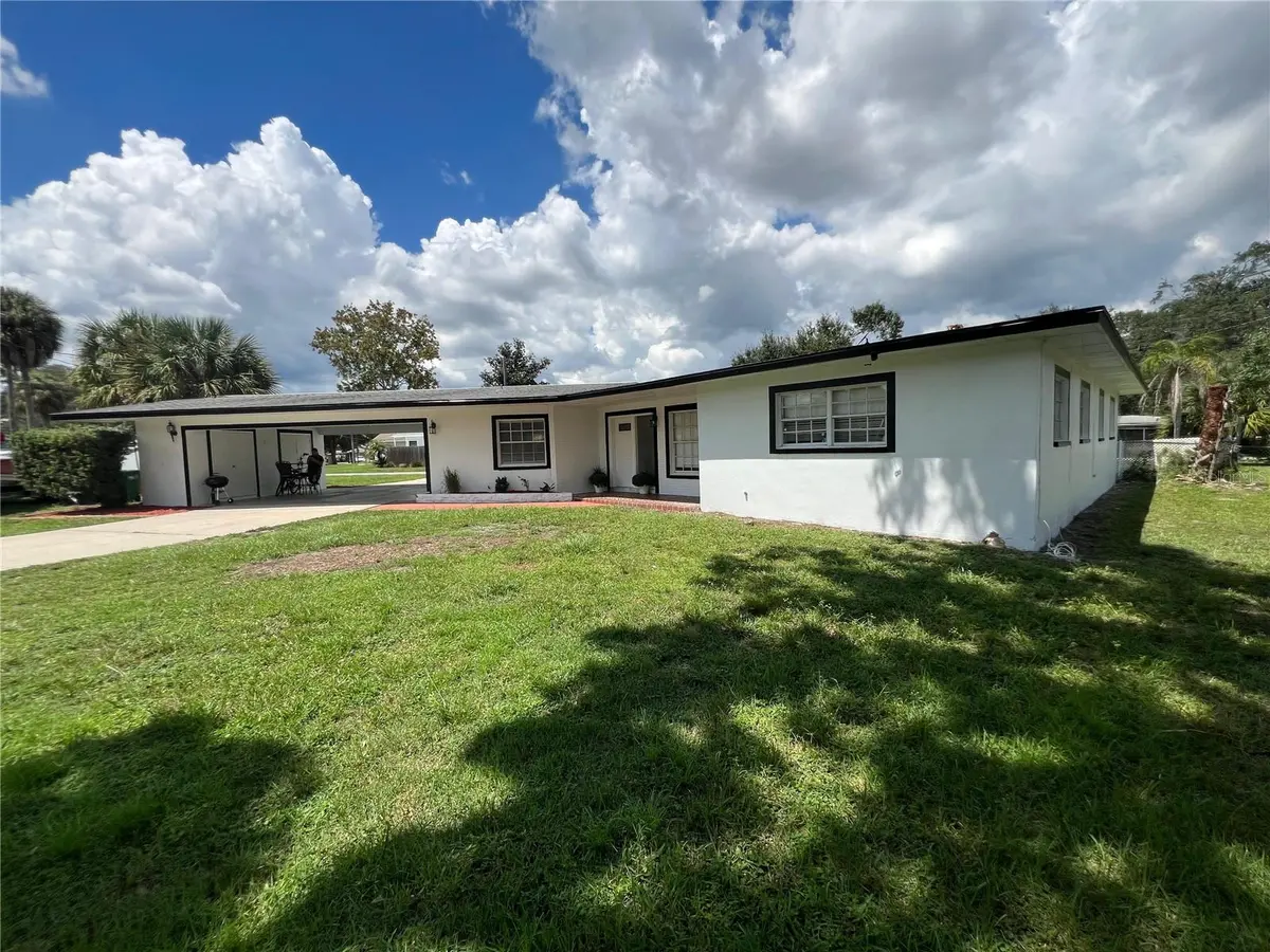 10909 W ELBOW DR, Tampa, FL 33612