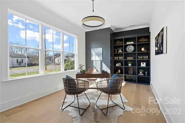 415 Dover AVE, Charlotte, NC 28209