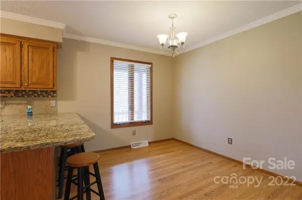 156 Eastwood DR, Statesville, NC 28625
