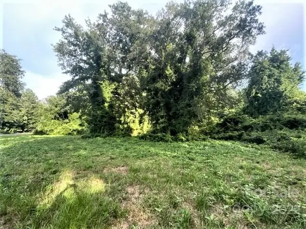 1 Nursery RD #1, Forest City, NC 28043