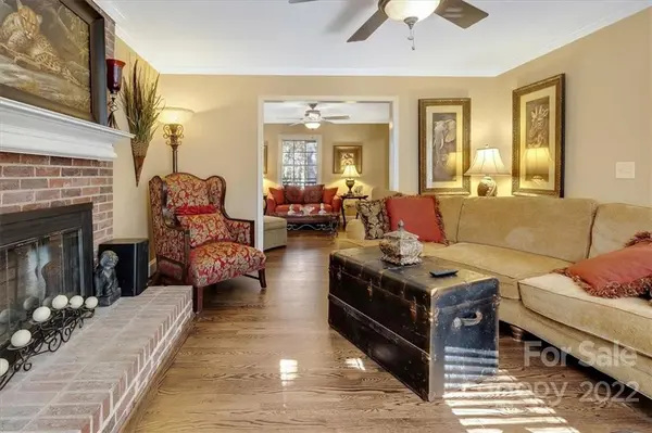 3712 Red Fox TRL, Weddington, NC 28104