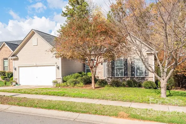 2630 Holly Oak LN, Gastonia, NC 28056