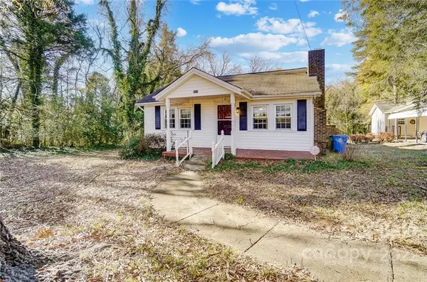 2717 Sunset DR, Gastonia, NC 28054