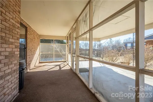 1961 Icard Ridge RD, Taylorsville, NC 28681