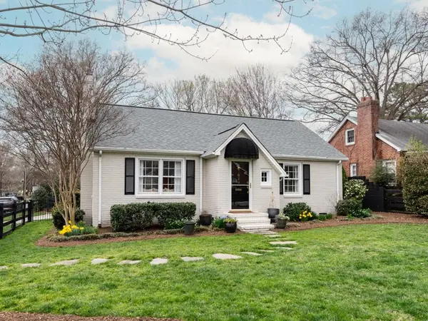 820 Poindexter DR, Charlotte, NC 28209