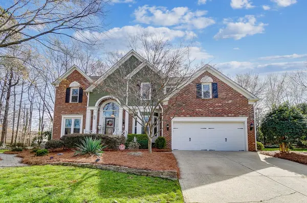 6206 Maple Cove LN, Charlotte, NC 28269