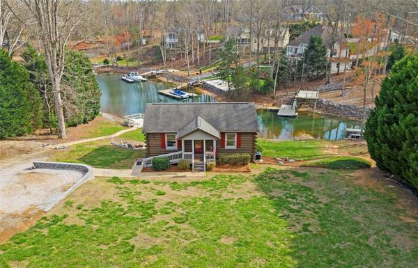 7817 Rabbit CIR, Denver, NC 28037