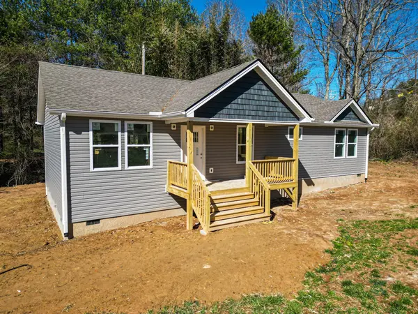 458 Summer RD, Hendersonville, NC 28792