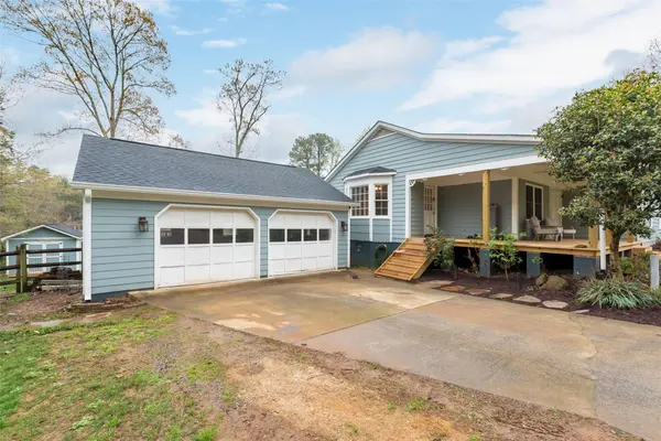 14211 Hackamore DR, Matthews, NC 28105
