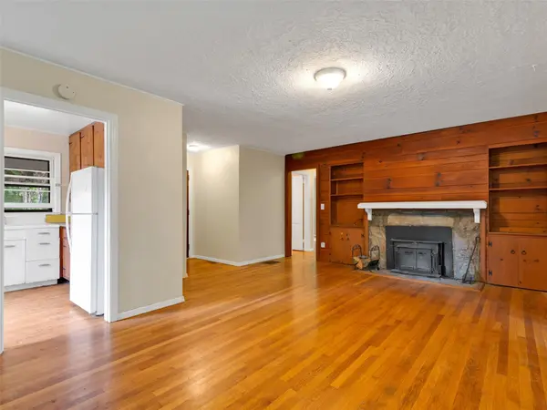 1766 Russ AVE, Waynesville, NC 28786