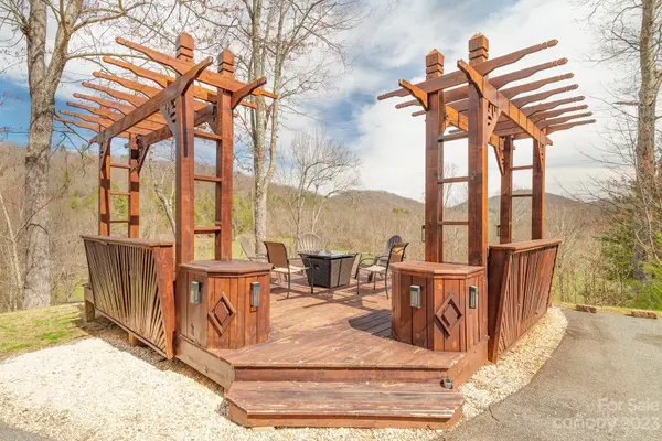 141 Valley Cove PL, Waynesville, NC 28785