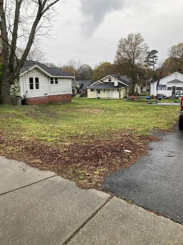409 S Broad ST, Gastonia, NC 28052