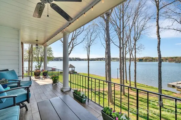 102 Northshore CT #B22, Cherryville, NC 28021