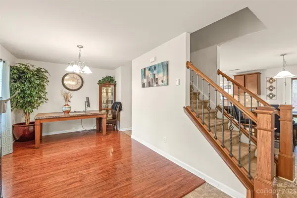 7214 Cypress Ridge DR, Charlotte, NC 28262