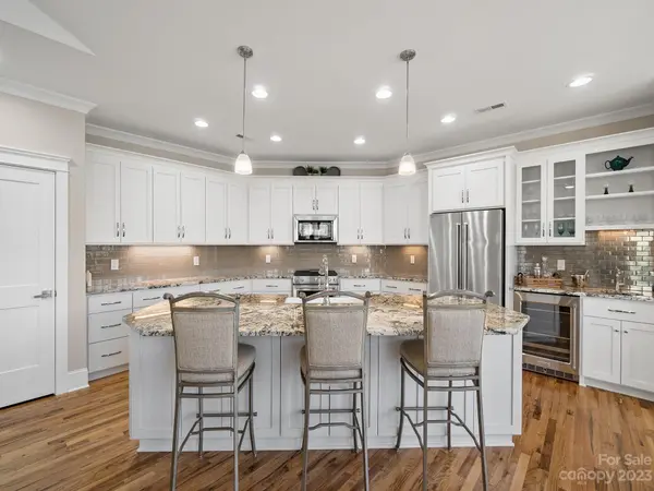 119 Dockside LN, Statesville, NC 28677