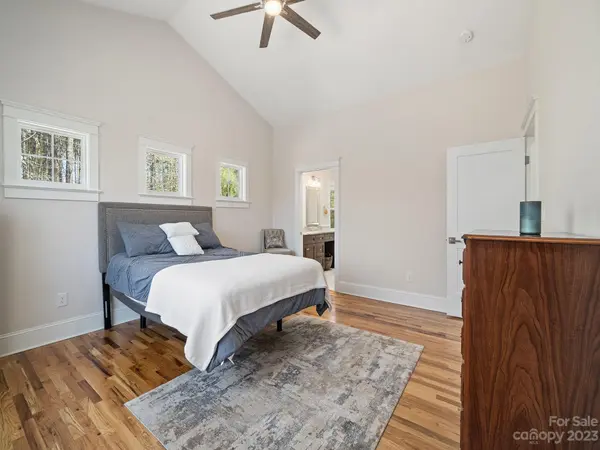 119 Dockside LN, Statesville, NC 28677