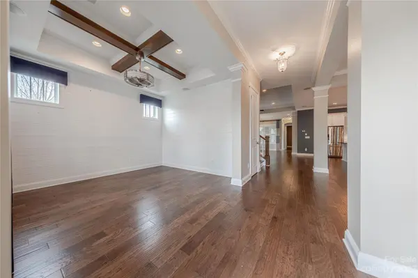 4929 Providence Country Club DR, Charlotte, NC 28277