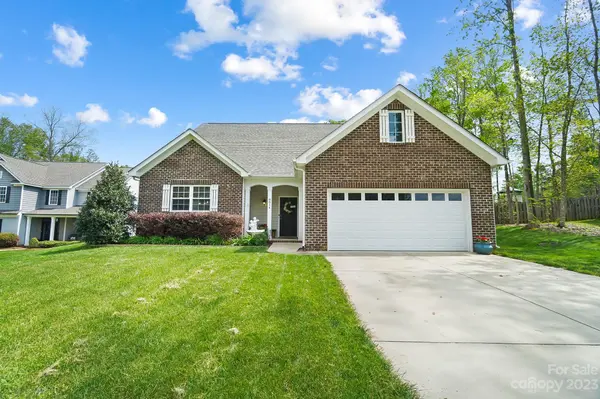 8814 Maple Leaf CT, Stanfield, NC 28163
