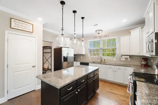 8814 Maple Leaf CT, Stanfield, NC 28163