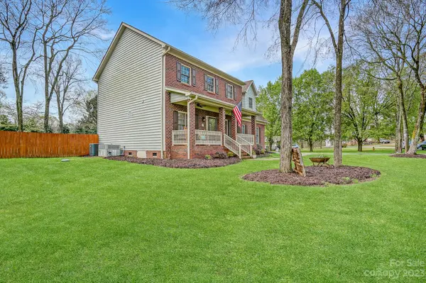 2532 Saddlewood CIR, Concord, NC 28027