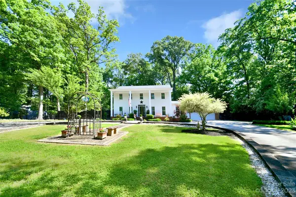 6231 Glenridge RD, Charlotte, NC 28211