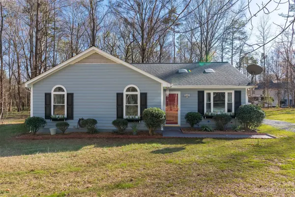 304 Maple Grove Church RD, Matthews, NC 28104