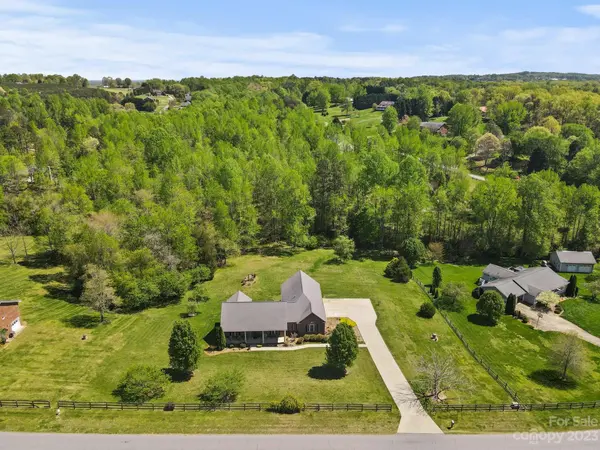 3798 Heatherbrook TRL, Vale, NC 28168