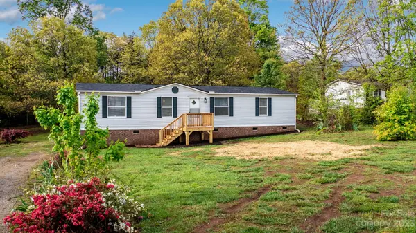 200 Conifer DR, Statesville, NC 28625