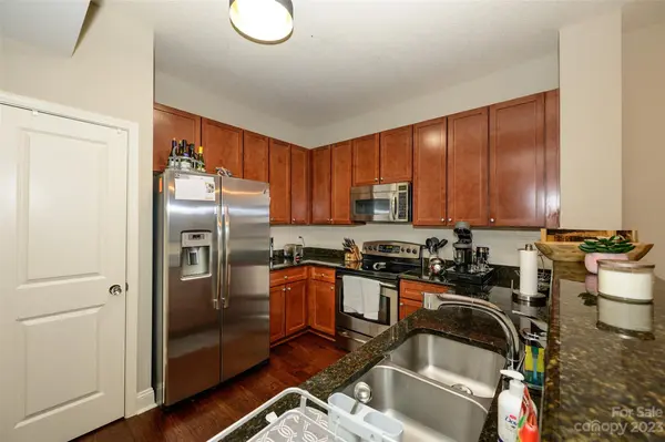 721 Governor Morrison ST, Charlotte, NC 28211