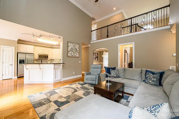 31 Emerson CT, Taylorsville, NC 28681