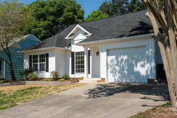 3356 Chadbury DR NW, Concord, NC 28027