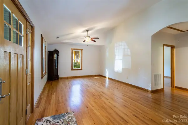 13 Park AVE, Asheville, NC 28801