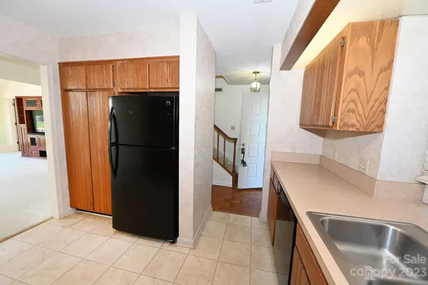 3771 Rock Bridge DR NE #G-3, Conover, NC 28613