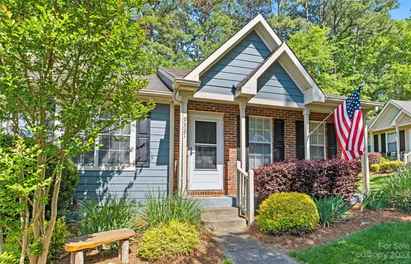 9321 Four Mile Creek RD, Charlotte, NC 28277
