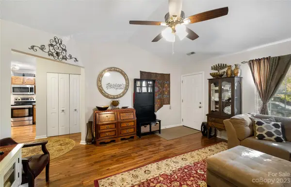 9321 Four Mile Creek RD, Charlotte, NC 28277
