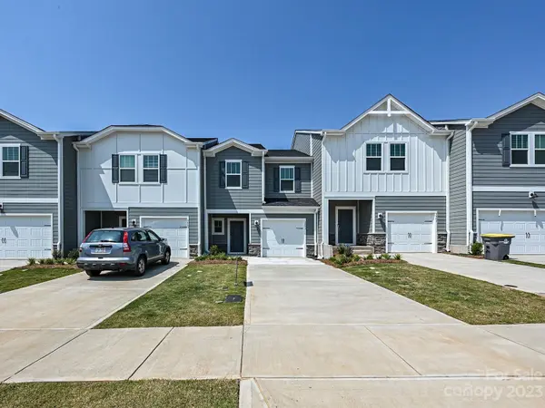 3893 County Down AVE, Kannapolis, NC 28081