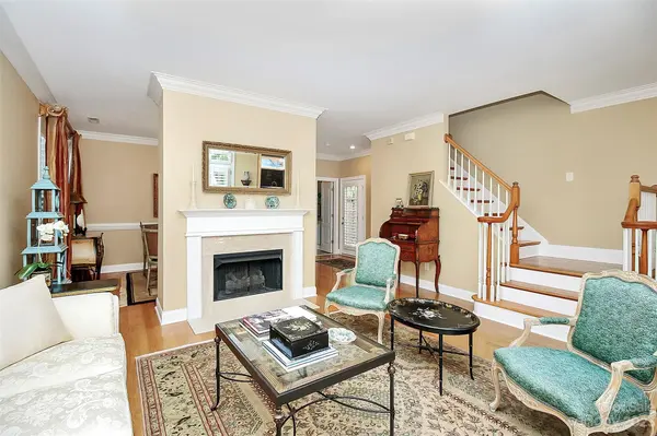 9252 Bonnie Briar CIR, Charlotte, NC 28277
