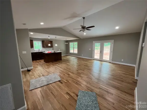 1005 8th AVE, Conover, NC 28613