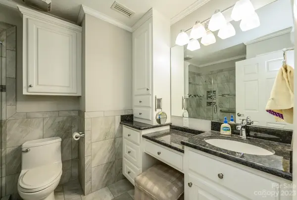 3995 Elizabeth ST, Hickory, NC 28601