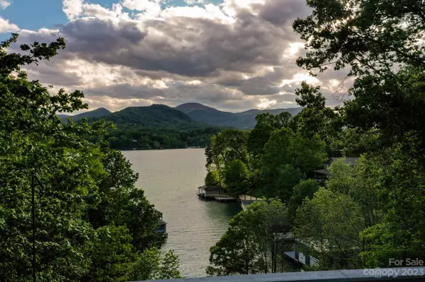 166 Pier Point DR, Lake Lure, NC 28746