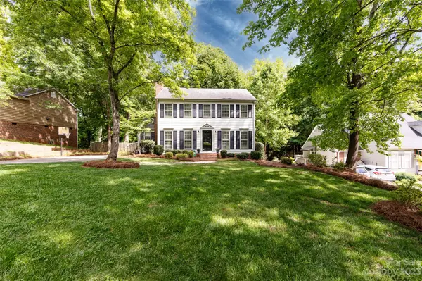 6009 Rexwood PL, Charlotte, NC 28210