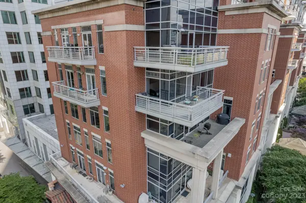 435 S Tryon ST #600, Charlotte, NC 28202