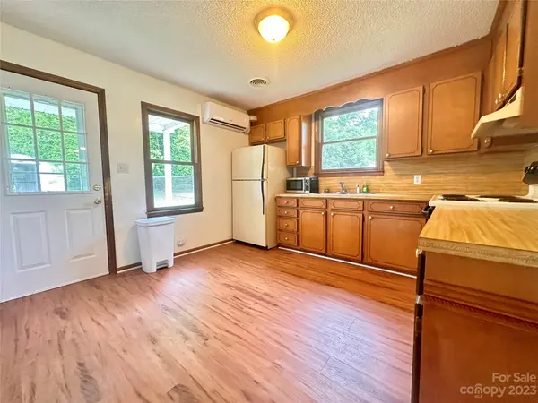 407 Carolina AVE, Rockwell, NC 28138