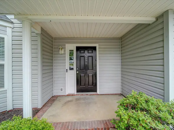 11611 Shademaster PL, Charlotte, NC 28278