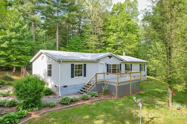 1179 Sharon RDG, Fairview, NC 28730